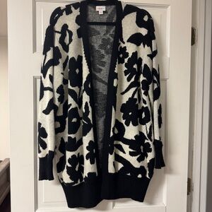 LuLaRoe Peyton • Black and White Cardigan Sweater